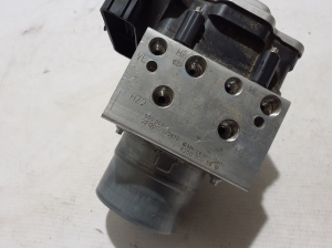 Mercedes Benz C-Class 206 (2021–2026) ABS plokk A2069005816 - 3