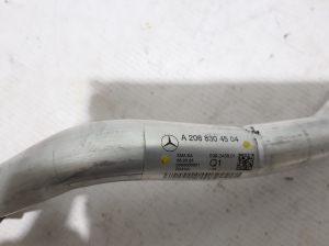 Mercedes Benz C-Class 206 (2021–2026) Kliimaseadme voolik A2068304504 - 3