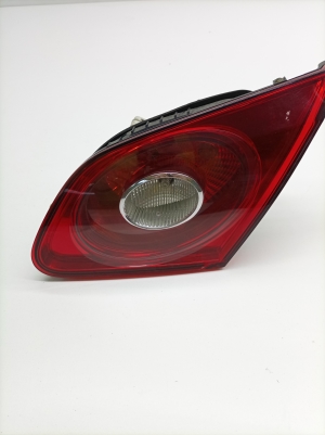 Tail light on trunk lid - 3C8945094F