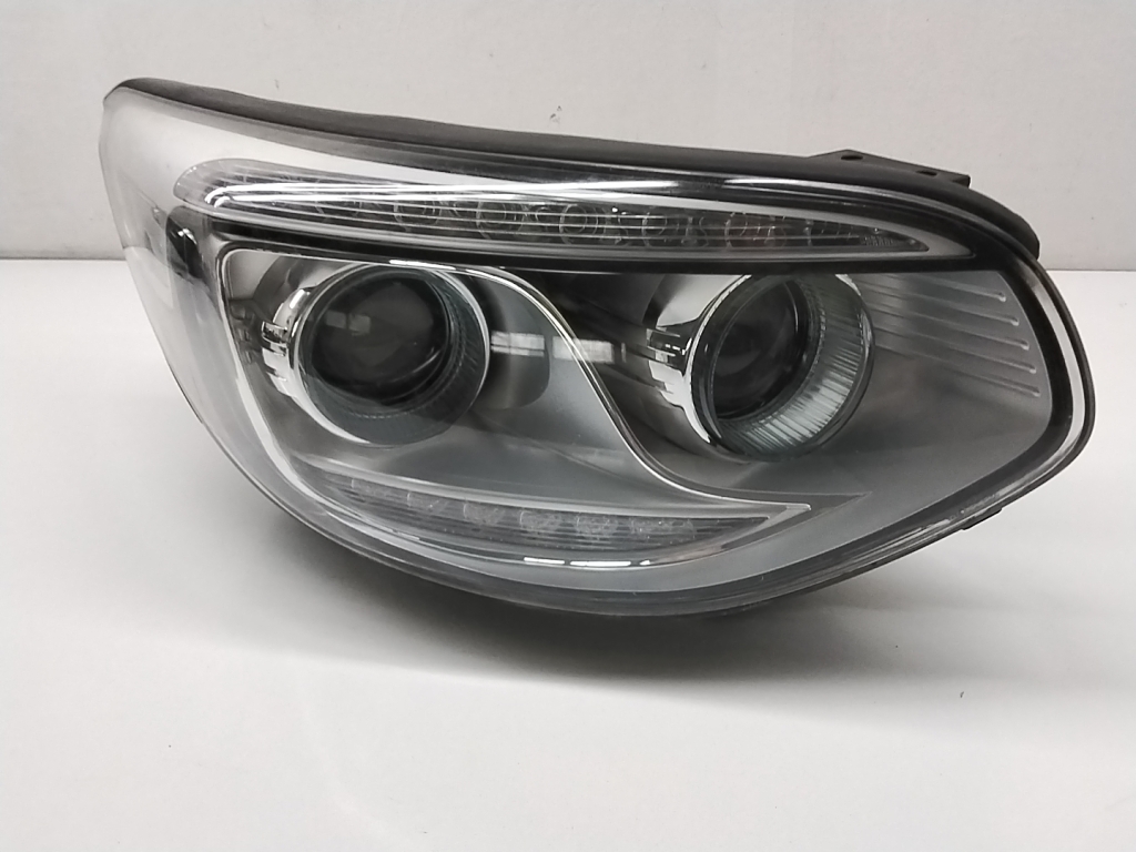 Kia Soul (2014–2019) Scheinwerfer und seine Teile 92102E4 Kia Soul (2014–2019) Scheinwerfer und seine Teile 92102E4