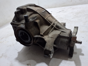 Mercedes Benz C-Class 206 (2021–2026) Tagasilla reduktor A2063508803 - 2