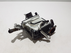 Mercedes Benz C-Class 206 (2021–2026) Vahejahuti radiaator A6540103711 - 4