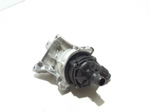 Mercedes Benz C-Class 206 (2021–2026) Tsirkulatsioonipump A0005006300 - 2
