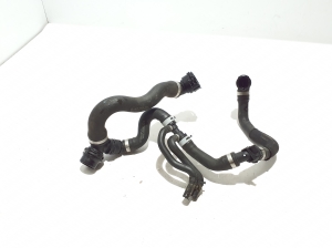 Mercedes Benz C-Class 206 (2021–2026) Jahutusradiaatori voolik A2065010400 - 3