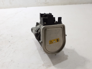 Mercedes Benz C-Class 206 (2021–2026) Konditsioneeri kompressor A0008308004 - 4