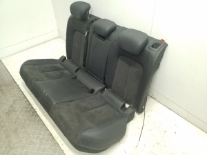AUDI e-tron SUV (2018–2026) Rear seat and its components - 3