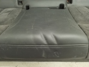 AUDI e-tron SUV (2018–2026) Rear seat and its components - 4