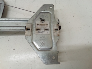 Citroen Berlingo (2008–2018) Front door window regulator 430106D0 - 3