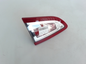  Rear light on cover 