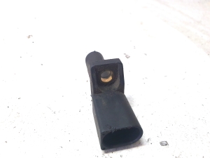 Mercedes Benz Sprinter 902 (2000–2006) Kurbelwellensensor A0031532728 - 3
