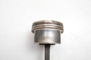 Mercedes Benz E-Class W212 (2009–2015) Kolb ja selle osad A2710306217 - 2