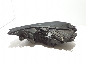 AUDI A6 C8 (2018–2025) Esituli 4K0941034 - 4
