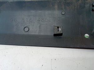 Citroen Berlingo (2008–2018) Front door molding 9681648577 - 3