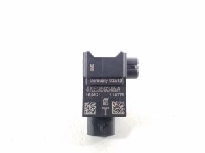 AUDI e-tron SUV (2018–2026) Airbag sensor 4KE959345A - 3