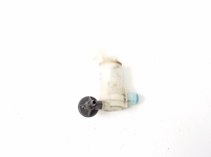   Motor für Frontscheibenwaschanlage  - 8260A217 
