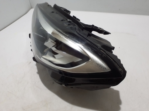 BMW 3 SERIES G20 (2018–2026) Esituli 9481695 - 7