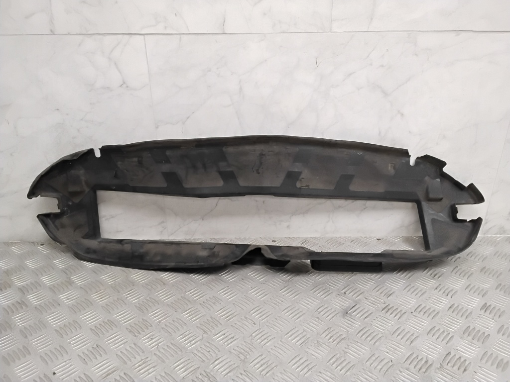 Mercedes Benz A-Class 177 (2018–2026) Luftleitblech für den Kühler A1778854700 Mercedes Benz A-Class 177 (2018–2026) Luftleitblech für den Kühler A1778854700