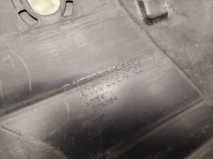 Mercedes Benz A-Class 177 (2018–2026) Luftleitblech für den Kühler A1778854700 - 3