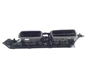 AUDI e-tron SUV (2018–2026) Dashboard air vent grilles 4KL820951 - 2