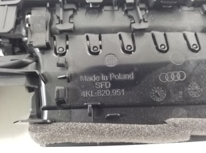 AUDI e-tron SUV (2018–2026) Dashboard air vent grilles 4KL820951 - 3