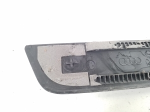AUDI e-tron SUV (2018–2026) Inner sill trim 8W0853373G - 3