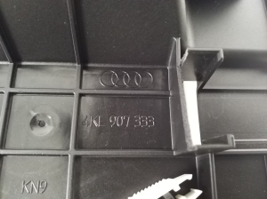 AUDI e-tron SUV (2018–2026) Muu kinnitus 4KL907333 - 2