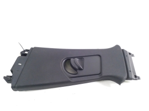   B-pillar interior trim  - 4KE867243 
