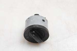 Skoda Yeti (2009–2017) Headlight switch 5L0941431G - 4