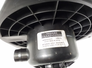 Mitsubishi Outlander (2012–2021) Salongi puhuri mootor 7802A303 - 2