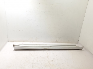 Exterior sill trim - 8069278