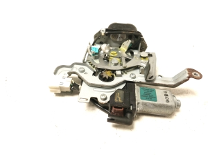 Infiniti FX (2008–2013) Trunk lid lock 905520AQ000 - 5