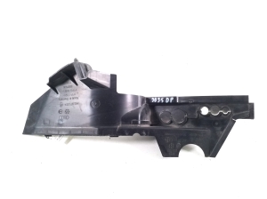   Other part under the hood  - 4KE971824 