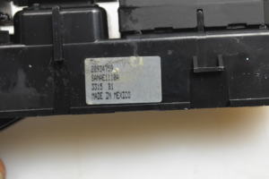 Opel Zafira C (2011–2026) Hazard light switch 20934759 - 5