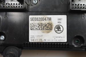 Skoda Octavia III (2013–2019) Heater control panel 5E0820047M - 5