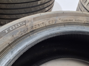 Mercedes Benz C-Class 206 (2021–2026) Rehvid 22550R17 - 2