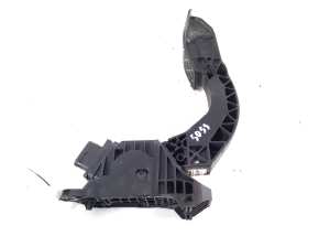 AUDI e-tron SUV (2018–2026) Accelerator pedal 4KL723523 - 4