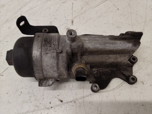 Oil filter housing - V758311180