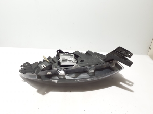RENAULT Espace V (2014–2026) Esituli 260605615R - 8