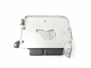 Mitsubishi Outlander (2012–2021) Engine control unit 1860C523 - 2