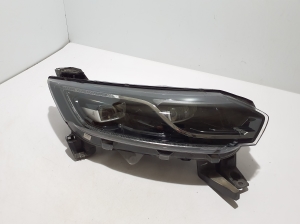 Headlight - 260108934R