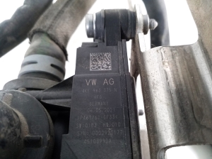 AUDI e-tron SUV (2018–2026) Auxiliary water pump 4KE963375K - 5