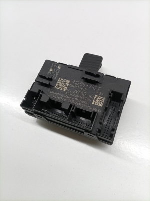 Volkswagen Sharan (2010–2026) Esiukse juhtplokk 7N0959792F - 3