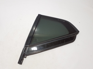   Rear door quarter glass  - 32244805 