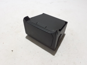 VOLVO XC40 (2017–2026) Front ashtray 31497250 - 2