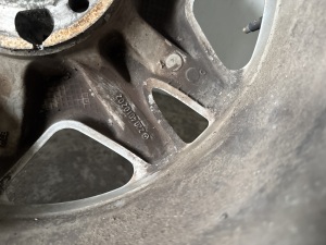 Mercedes Benz CL-Class 215 (1999–2006) Velg A2204010202 - 2