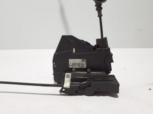 RENAULT Espace V (2014–2026) Rear side door lock 825021381R - 2