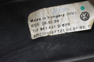 Volkswagen Touareg I (2002–2010) Parcel shelf 7L6861691D - 5