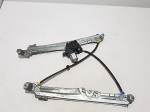 RENAULT Espace V (2014–2026) Front door window regulator 807209969R - 3