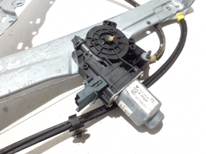 RENAULT Espace V (2014–2026) Front door window regulator 807209969R - 4