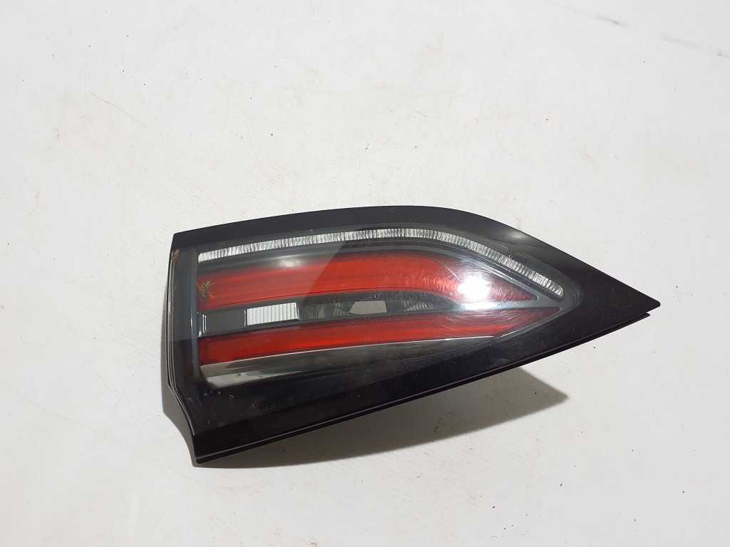 RENAULT Espace V (2014–2026) Tagatuli tagaluugil 265507870R RENAULT Espace V (2014–2026) Tagatuli tagaluugil 265507870R